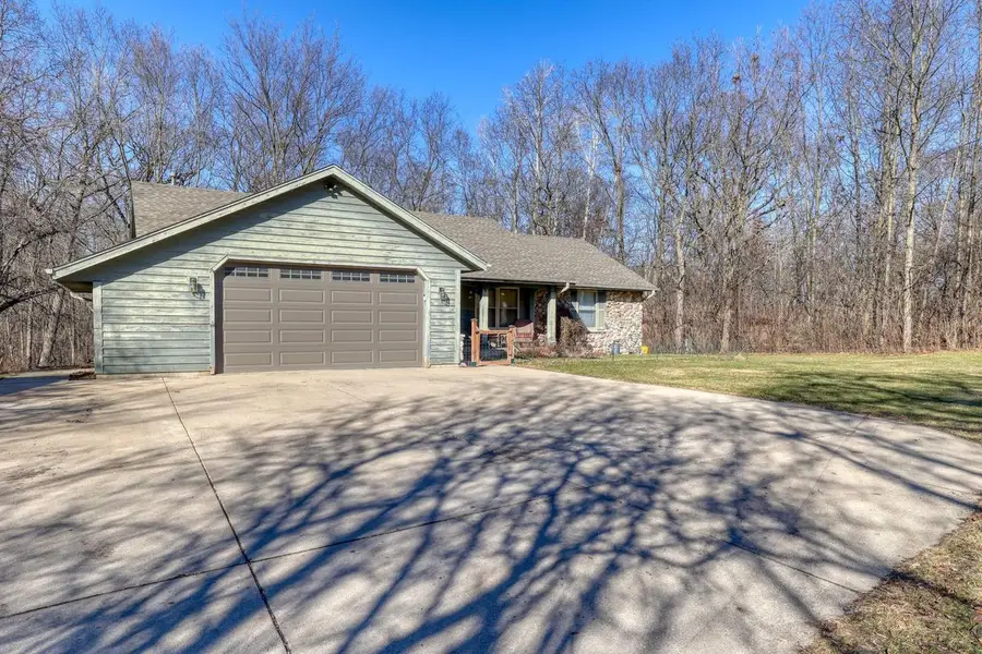 W276S4440 Elk Valley COURT, Waukesha, WI 53189 - #3