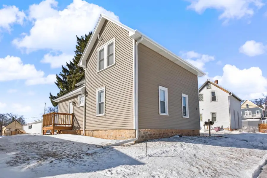 123 E Cleveland STREET #125, Port Washington, WI 53074 - #3