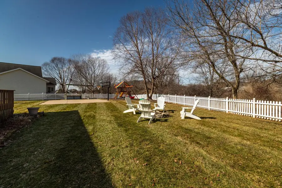 2421 Krause ROAD, Onalaska, WI 54650 - #2