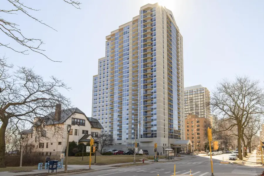 1660 N Prospect AVENUE #805, Milwaukee, WI 53202 - #2