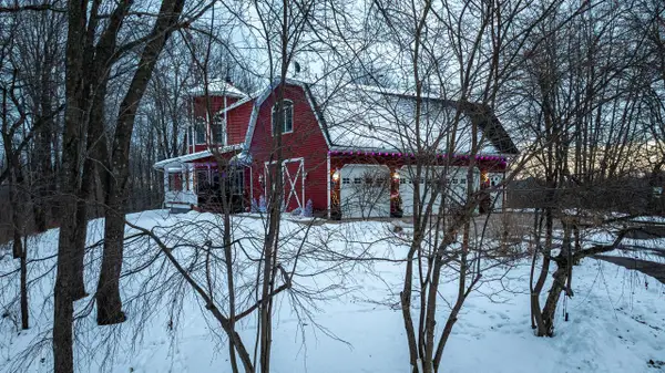 W10753 Hannon ROAD, Black River Falls, WI 54615