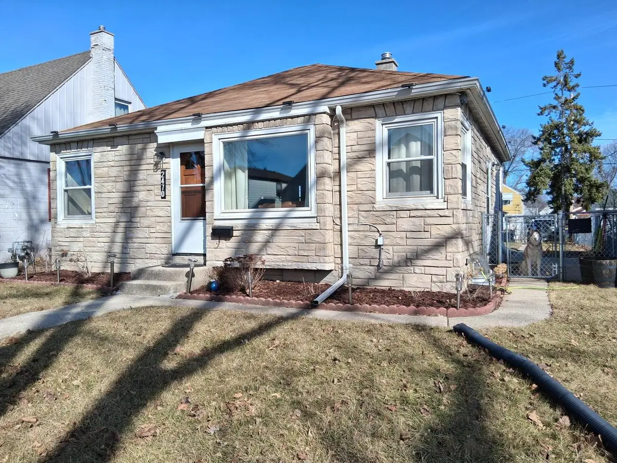 2470 S 62nd STREET, West Allis, WI 53219 - #1