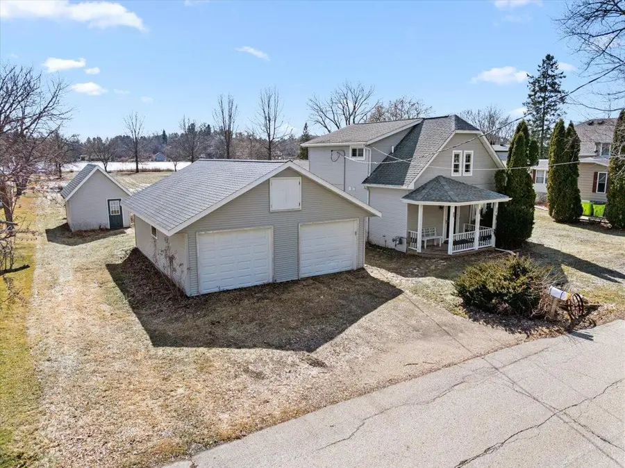 3559 North Shore DRIVE, Hubertus, WI 53033 - #2