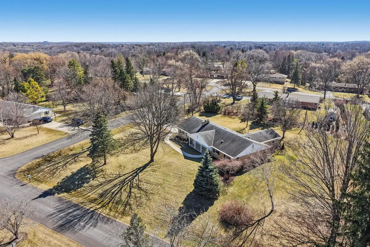 15865 Burleigh BOULEVARD, Brookfield, WI 53005 - #1