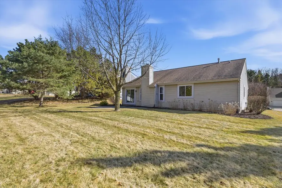 2050 Blackfoot AVENUE, Grafton, WI 53024 - #3