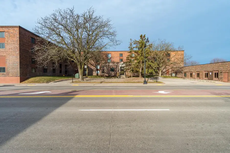 1501 Rose STREET #14, La Crosse, WI 54603 - #3