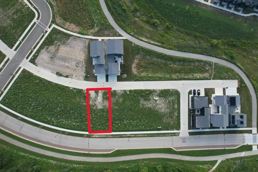 9385 S LAKE VISTA PARKWAY #3003, Oak Creek, WI 53154 - #2