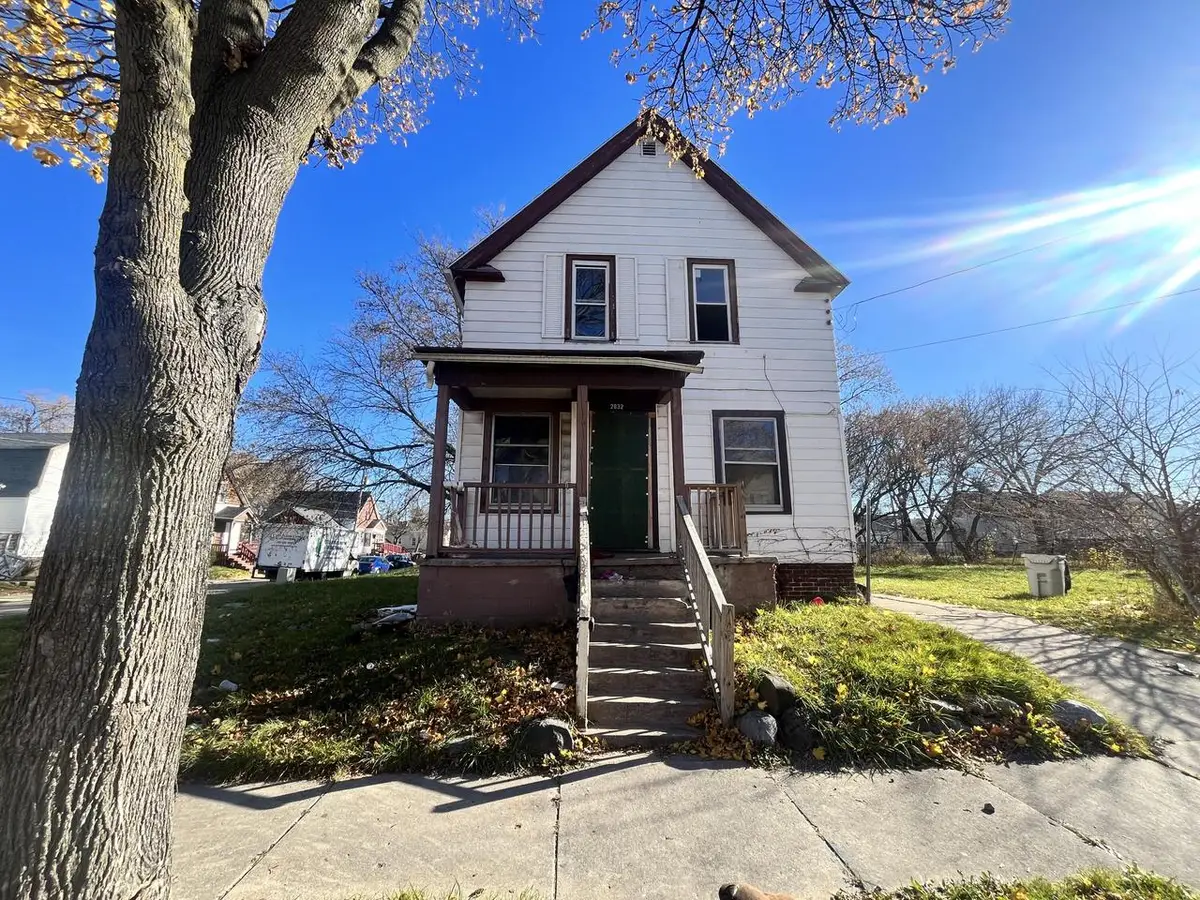 2832 N 14th STREET, Milwaukee, WI 53206 - #1