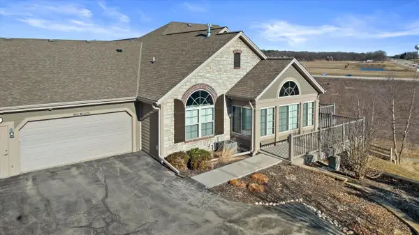 N50W25074 William DRIVE, Pewaukee, WI 53072