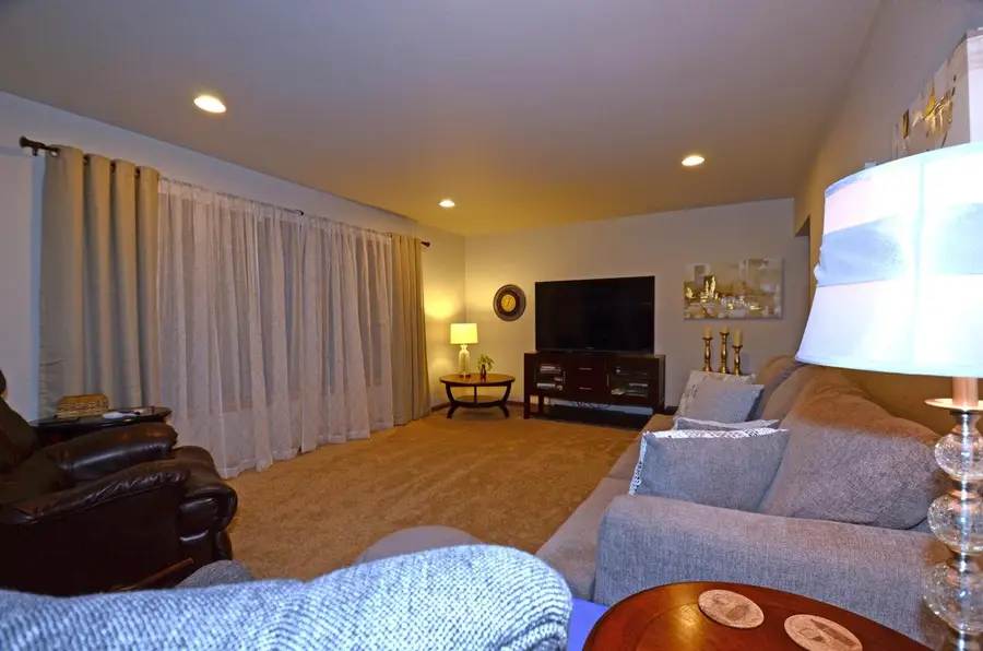 5415 S Nicolet DRIVE, New Berlin, WI 53151 - #2