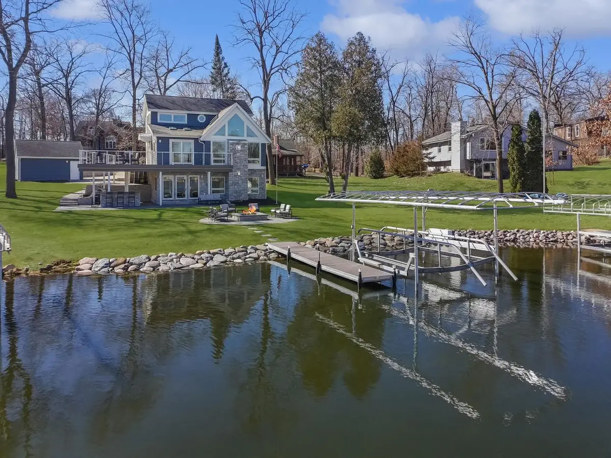 6513 Willow LANE, Waterford, WI 53185 - #1