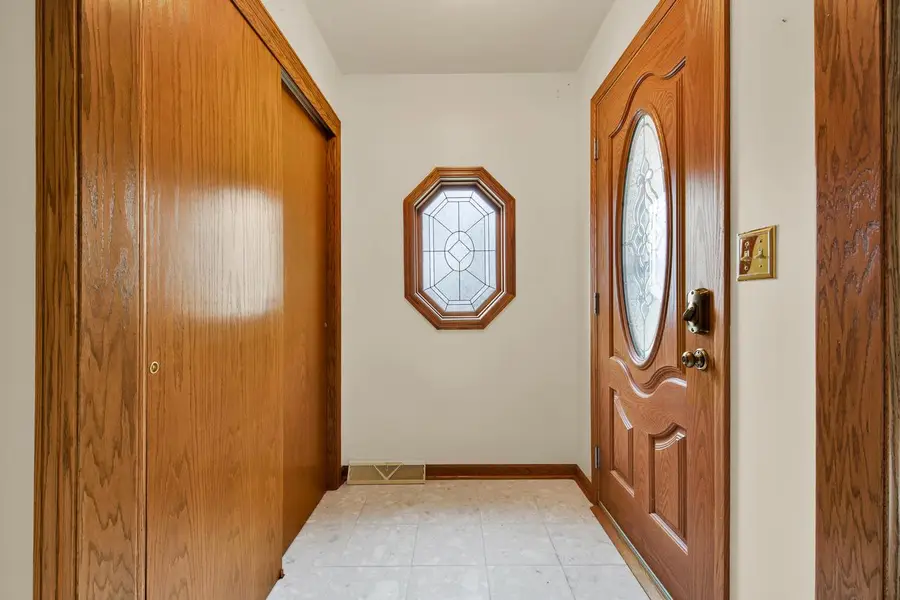 4916 S 82nd STREET, Greenfield, WI 53220 - #2