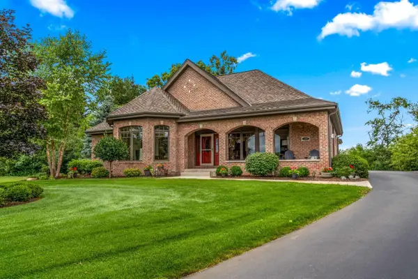 180 Monastery Hill DRIVE, Oconomowoc, WI 53066