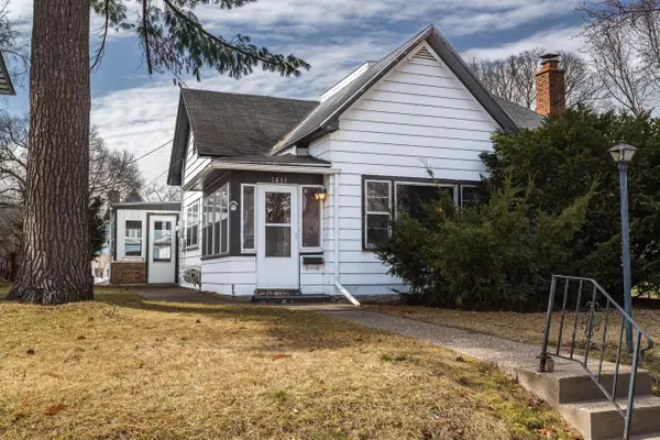 1433 Kane STREET, La Crosse, WI 54603