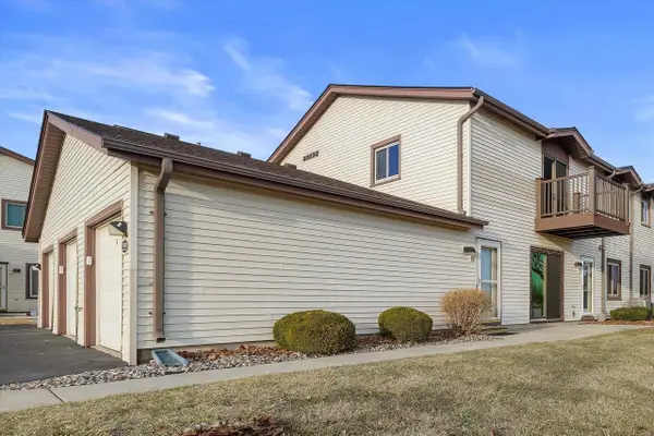 7220 Mariner DRIVE #8, Mount Pleasant, WI 53406