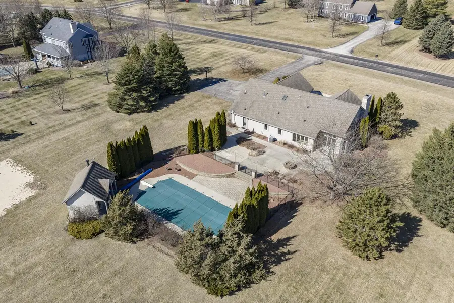 S88W34777 Nesting LANE, Eagle, WI 53119 - #3