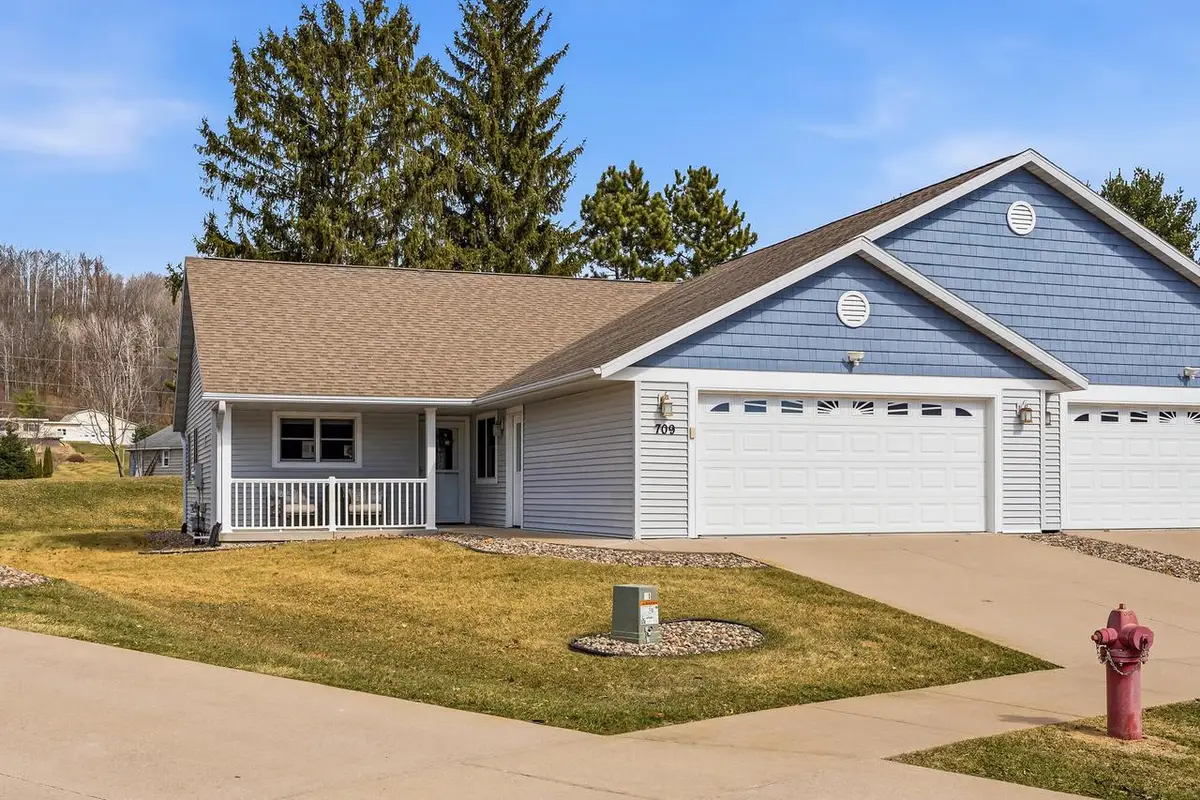709 Wildwood COURT, La Crescent, MN 55947 - #1