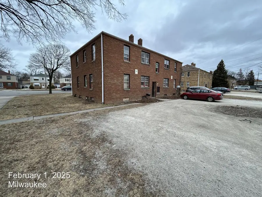 4700 N Sherman BOULEVARD, Milwaukee, WI 53209 - #2