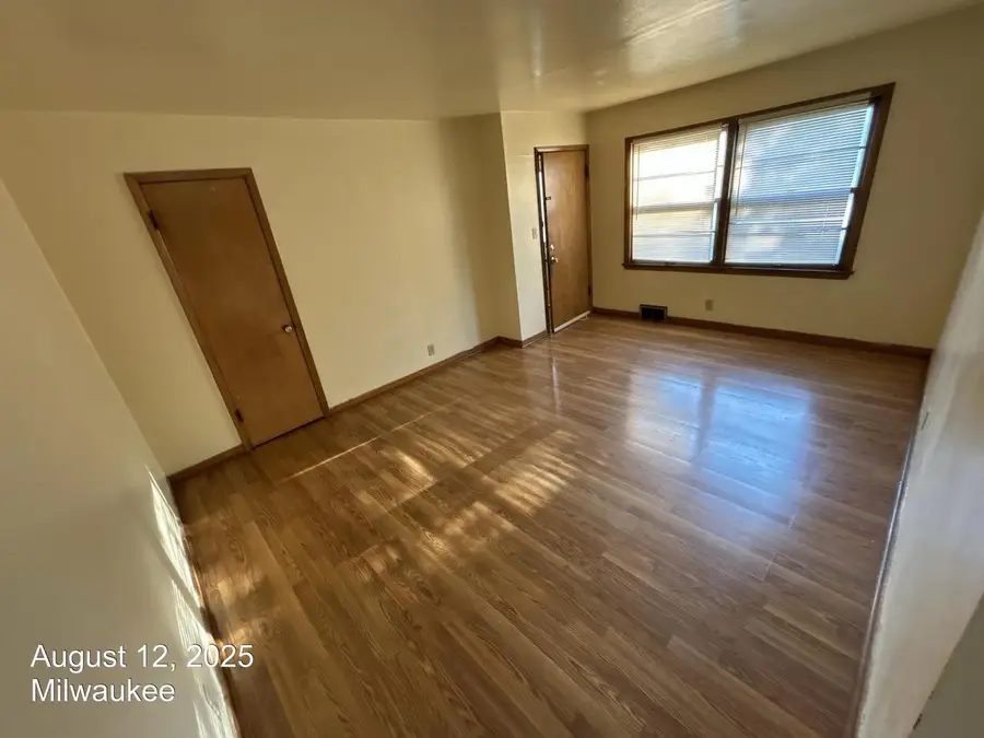 4700 N Sherman BOULEVARD, Milwaukee, WI 53209 - #3