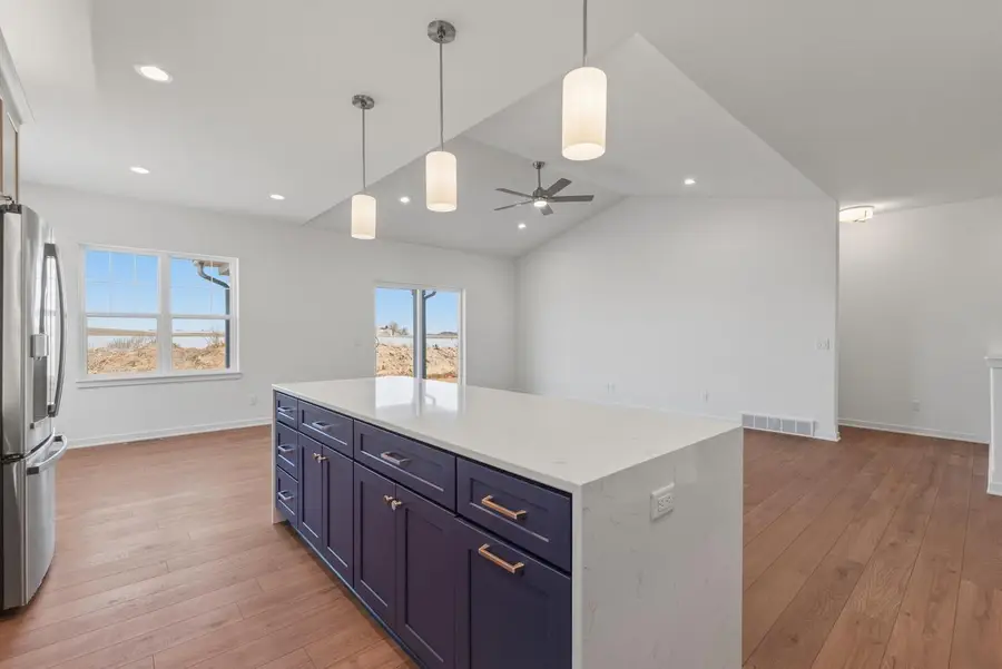 126 Luxembourg Brotherhood BOULEVARD, Belgium, WI 53004 - #3