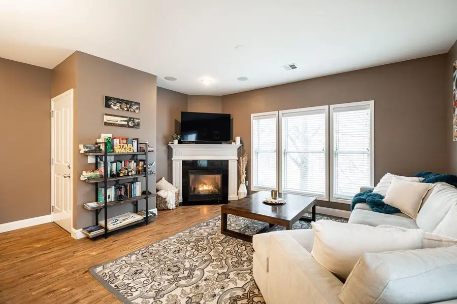 1691 N Marshall STREET #1, Milwaukee, WI 53202 - #2