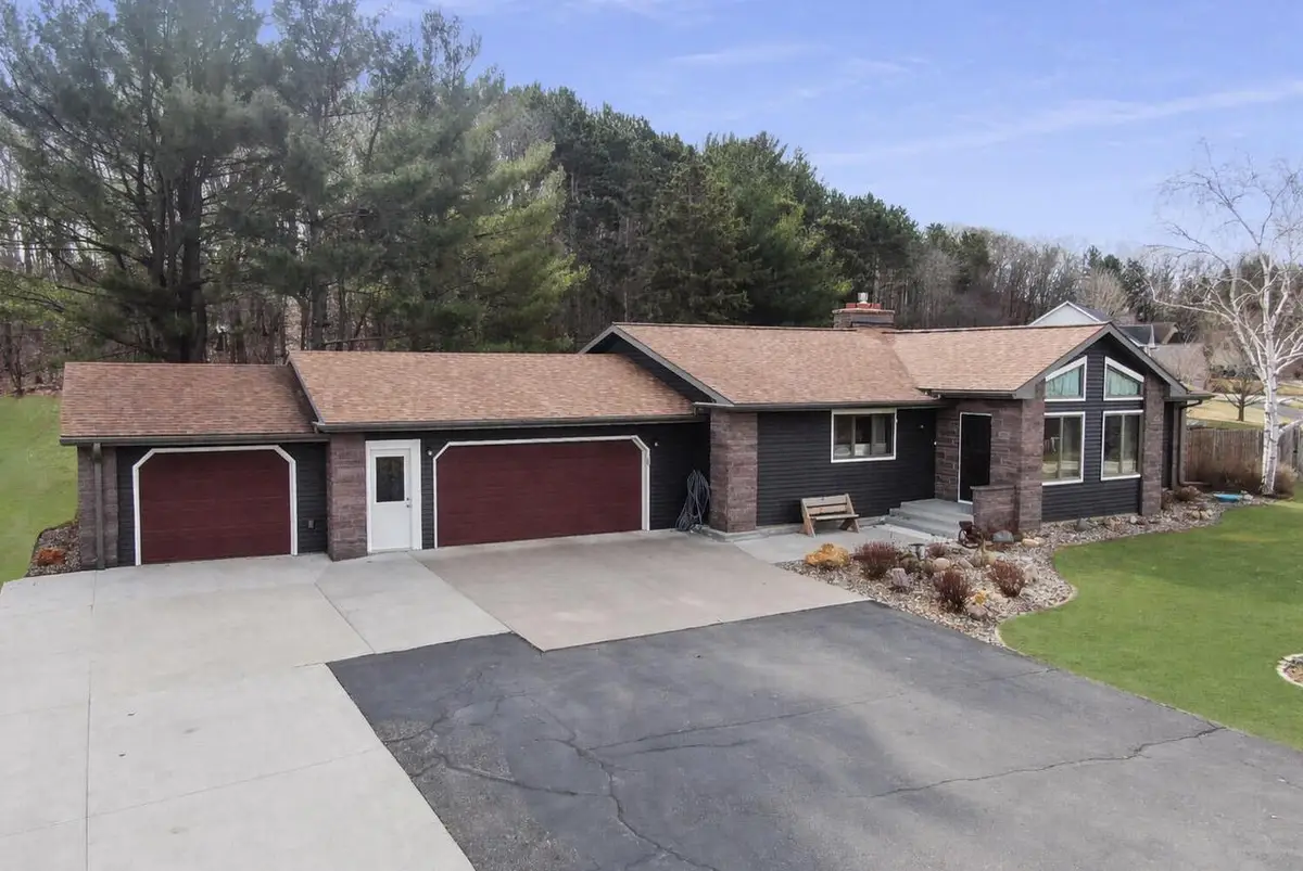 1719 S Highland DRIVE, Sparta, WI 54656 - #1