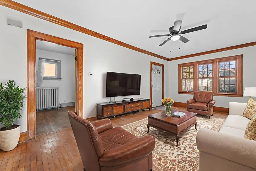 3137 S Pine AVENUE, Milwaukee, WI 53207 - #2