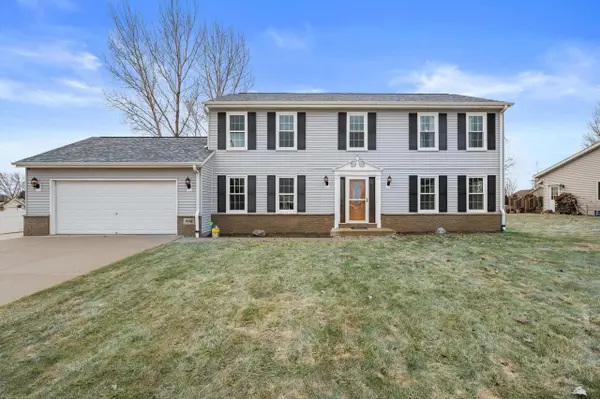 430 Oak Spring DRIVE, Lomira, WI 53048