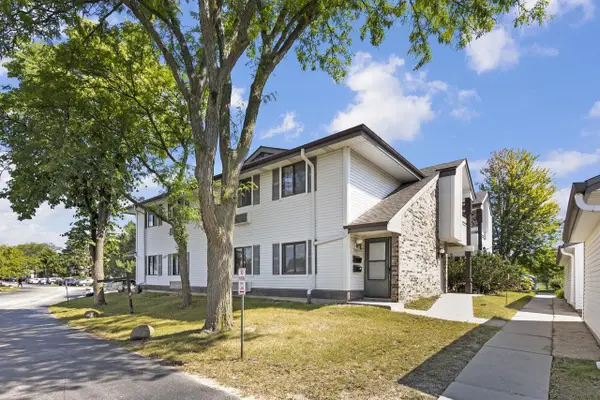 10818 W Donna DRIVE, Milwaukee, WI 53224