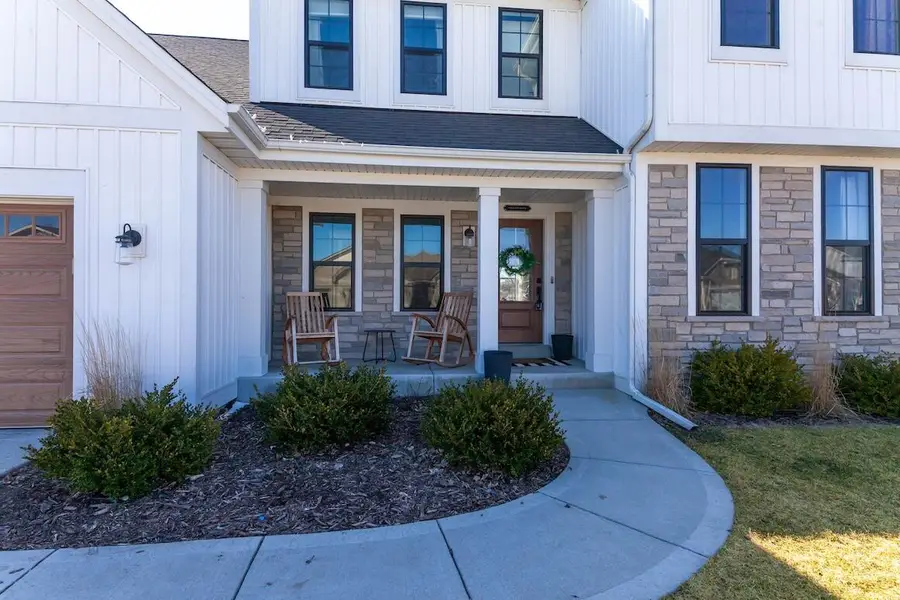 1331 Bluestem TRAIL, Oconomowoc, WI 53066 - #2