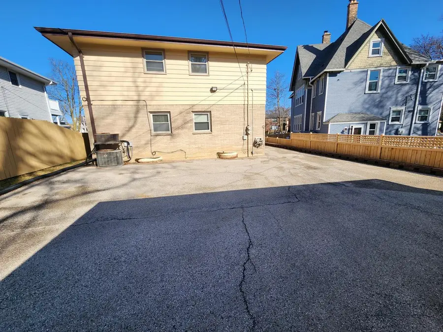 7313 Harwood AVENUE #7315, Wauwatosa, WI 53213 - #3