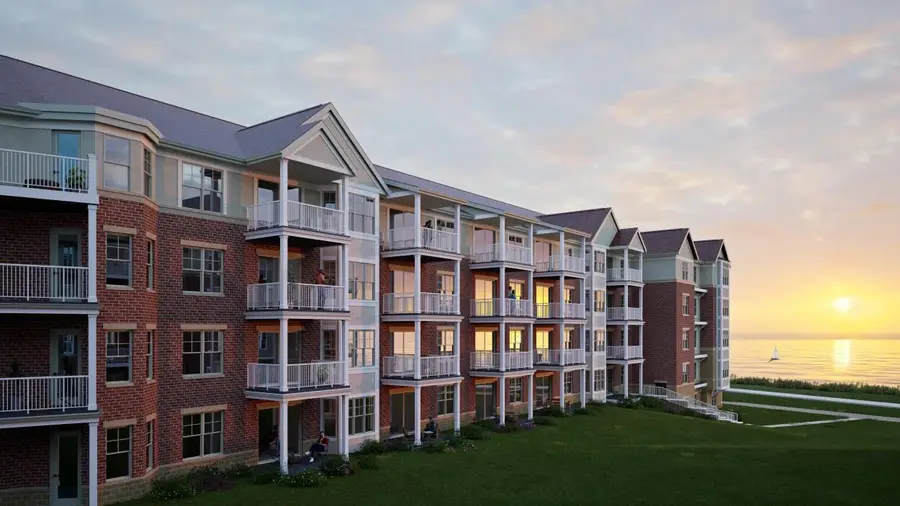 4100 Lake DRIVE #301, Saint Francis, WI 53235 - #2