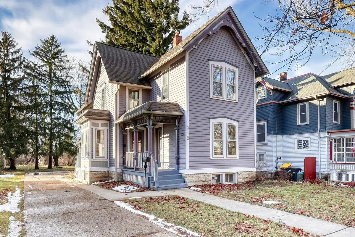 318 N Hartwell AVENUE, Waukesha, WI 53186 - #1