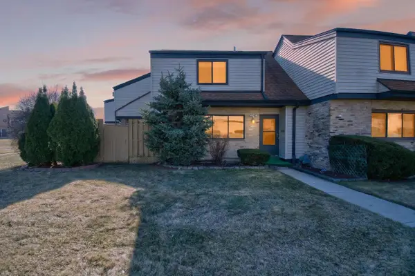 10150 W Kiehnau AVENUE, Milwaukee, WI 53224