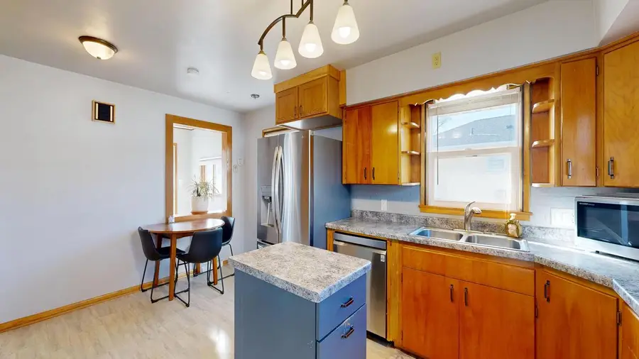 622 9th AVENUE S, Onalaska, WI 54650 - #3