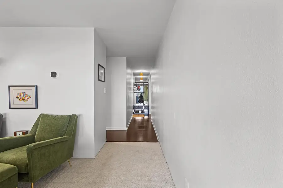 2525 S Shore DRIVE #14C, Milwaukee, WI 53207 - #3