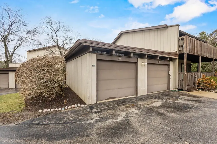 890 Windsor DRIVE #4, Fountain City, WI 53125 - #3
