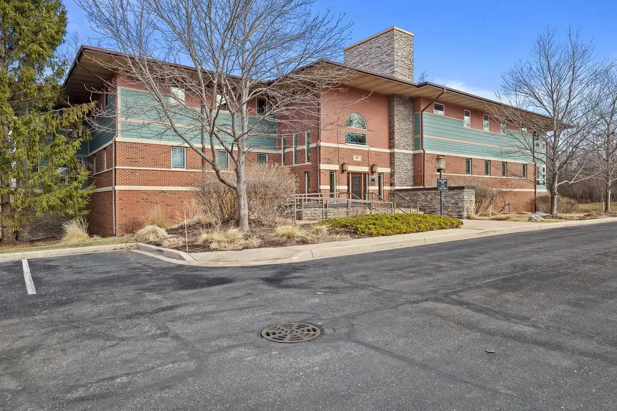 415 S Wells STREET #303, Lake Geneva, WI 53147 - #1