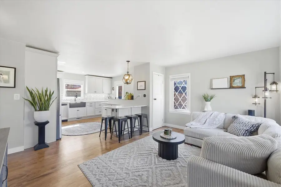 2801 E Rhode Island AVENUE, Milwaukee, WI 53207 - #3