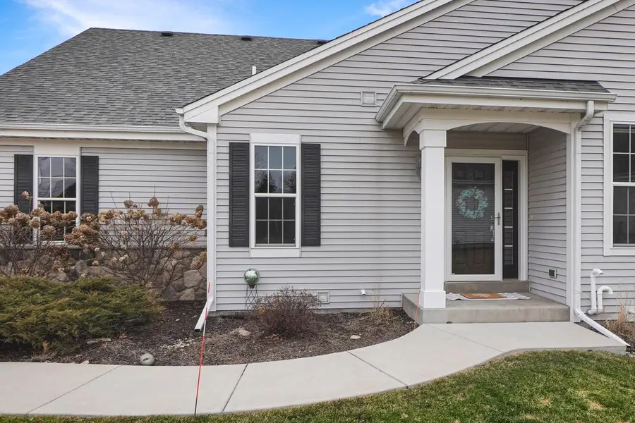 N53W35192 Lighthouse LANE, Oconomowoc, WI 53066 - #2