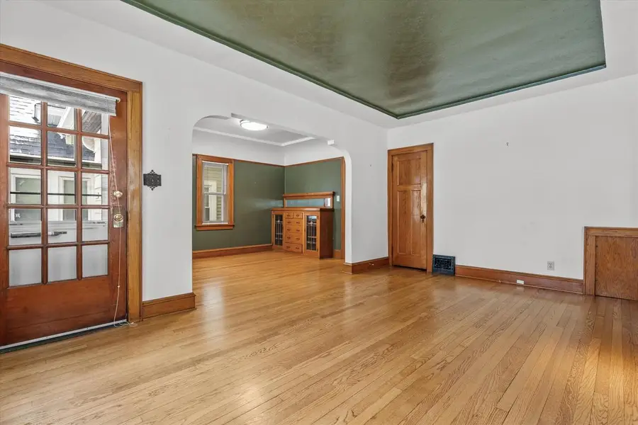 6611 W Moltke AVENUE, Milwaukee, WI 53210 - #2