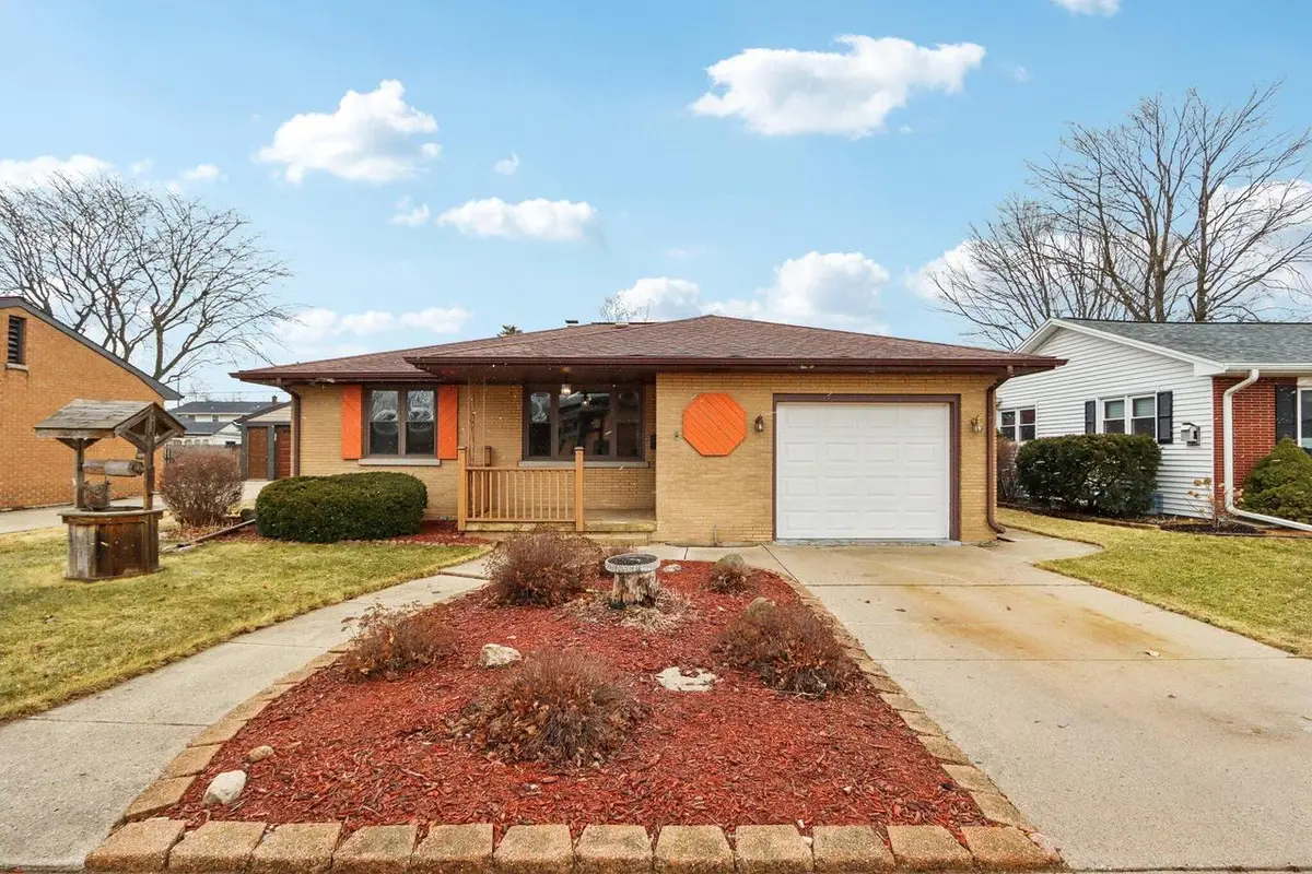 2719 Henry STREET, Sheboygan, WI 53081 - #1