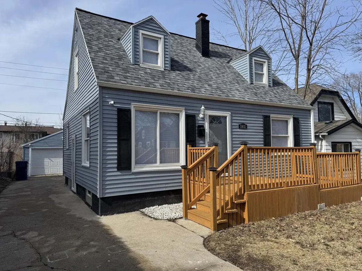 5931 N 42nd STREET, Milwaukee, WI 53209 - #1