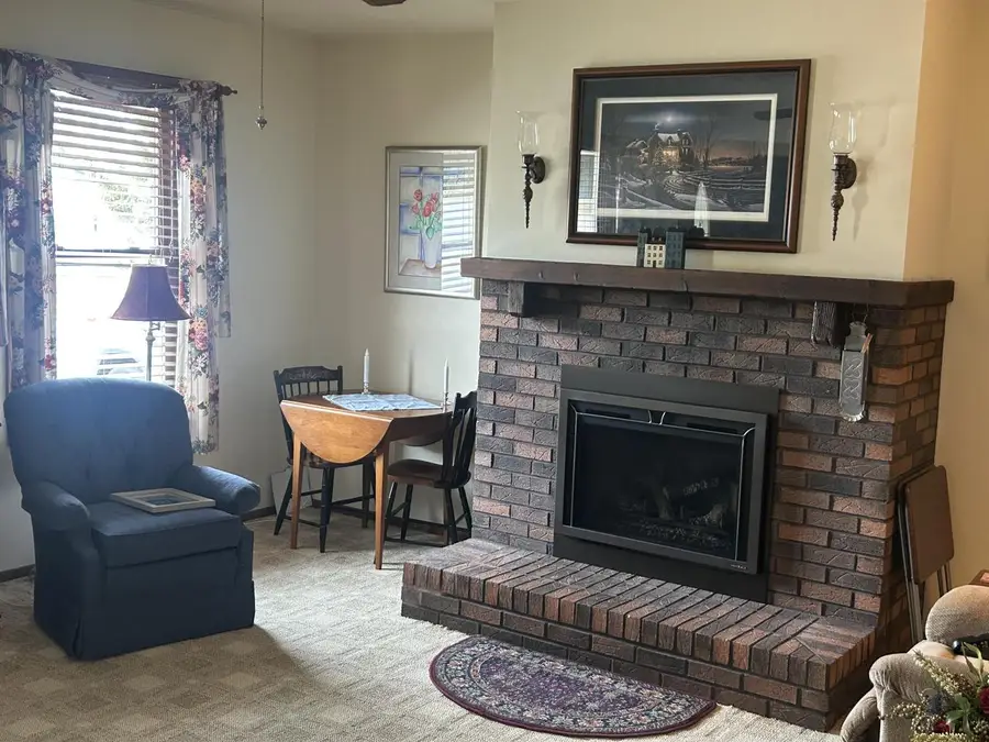 1214 Cherrywood DRIVE, Waukesha, WI 53188 - #2