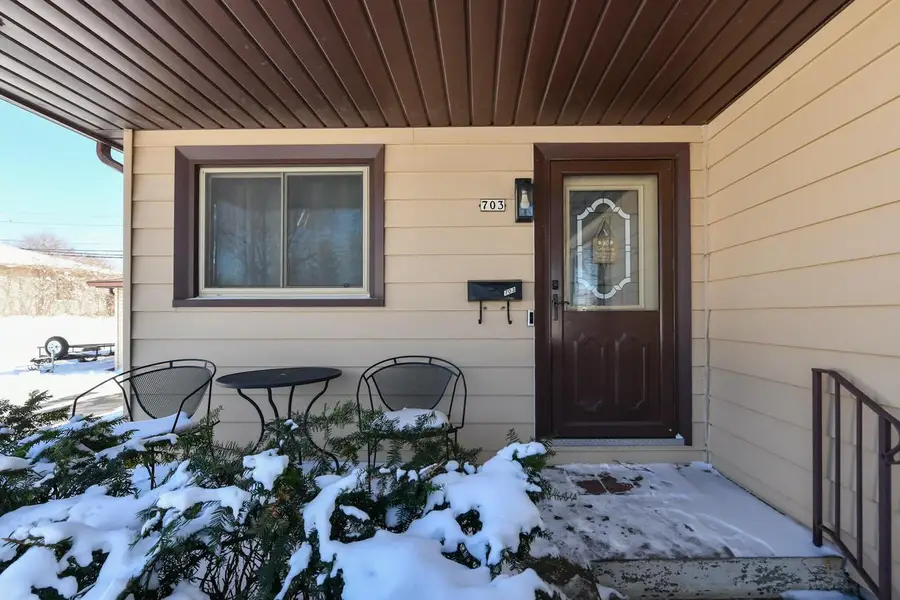 703 Perry AVENUE, Mount Pleasant, WI 53406 - #2