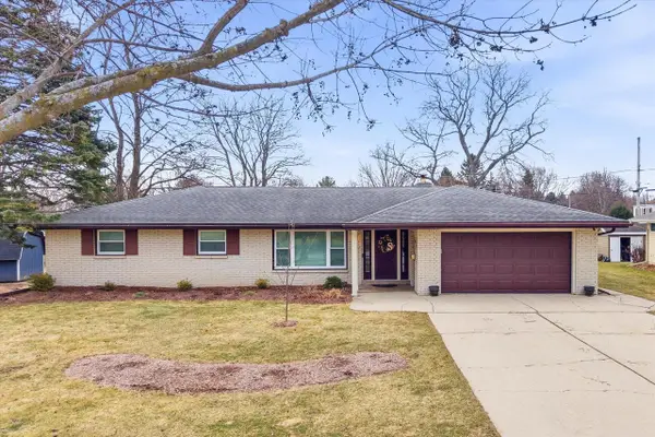 N75W6969 Linden STREET, Cedarburg, WI 53012