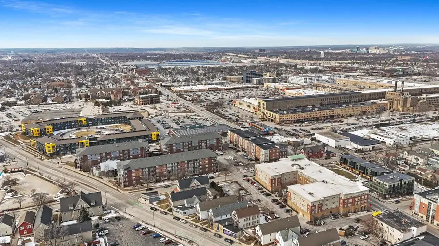 6410 W National AVENUE, West Allis, WI 53214 - #2