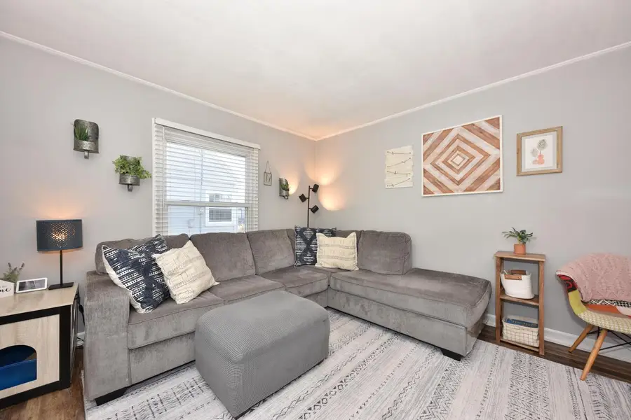 135 S 81st STREET, Milwaukee, WI 53214 - #3