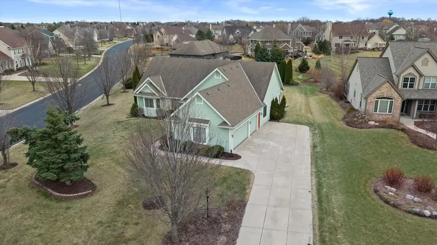 W177N5440 Legend COURT, Menomonee Falls, WI 53051 - #2