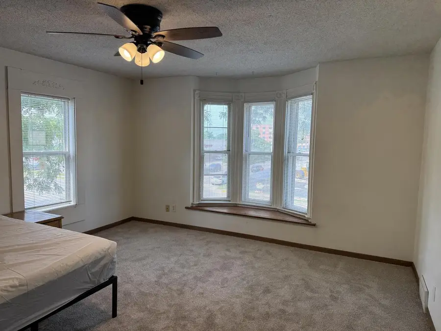 823 West AVENUE S #821, La Crosse, WI 54601 - #3